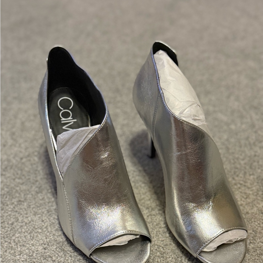 Silver Calvin Klein Booty (Never Worn)